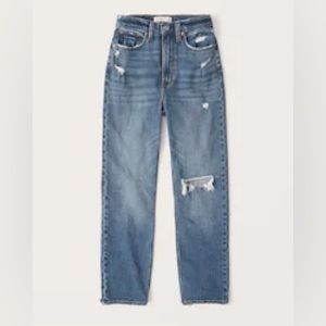 Abercrombie Curve Love Ultra High Rise Ankle Straight Jeans
